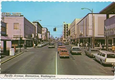Vintage postcard of Pacific Avenue, Bremerton, Washington
